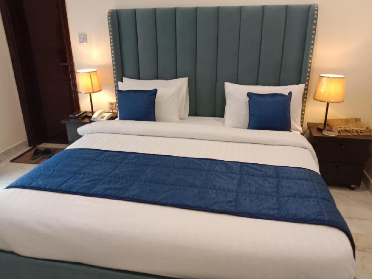 Manila Heights Hotel Naran Zewnętrze zdjęcie